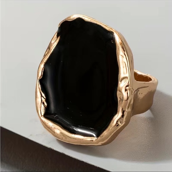 New Vintage Yellow Gold Plated Black Sapphire Ring - Picture 4 of 7